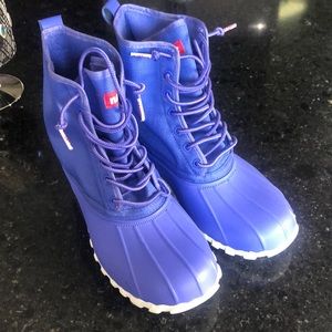 Native The Jimmy Boot, Lavender, Size 7, like new